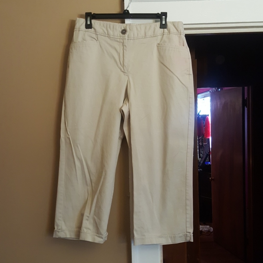 Sag Harbour Khaki Capri